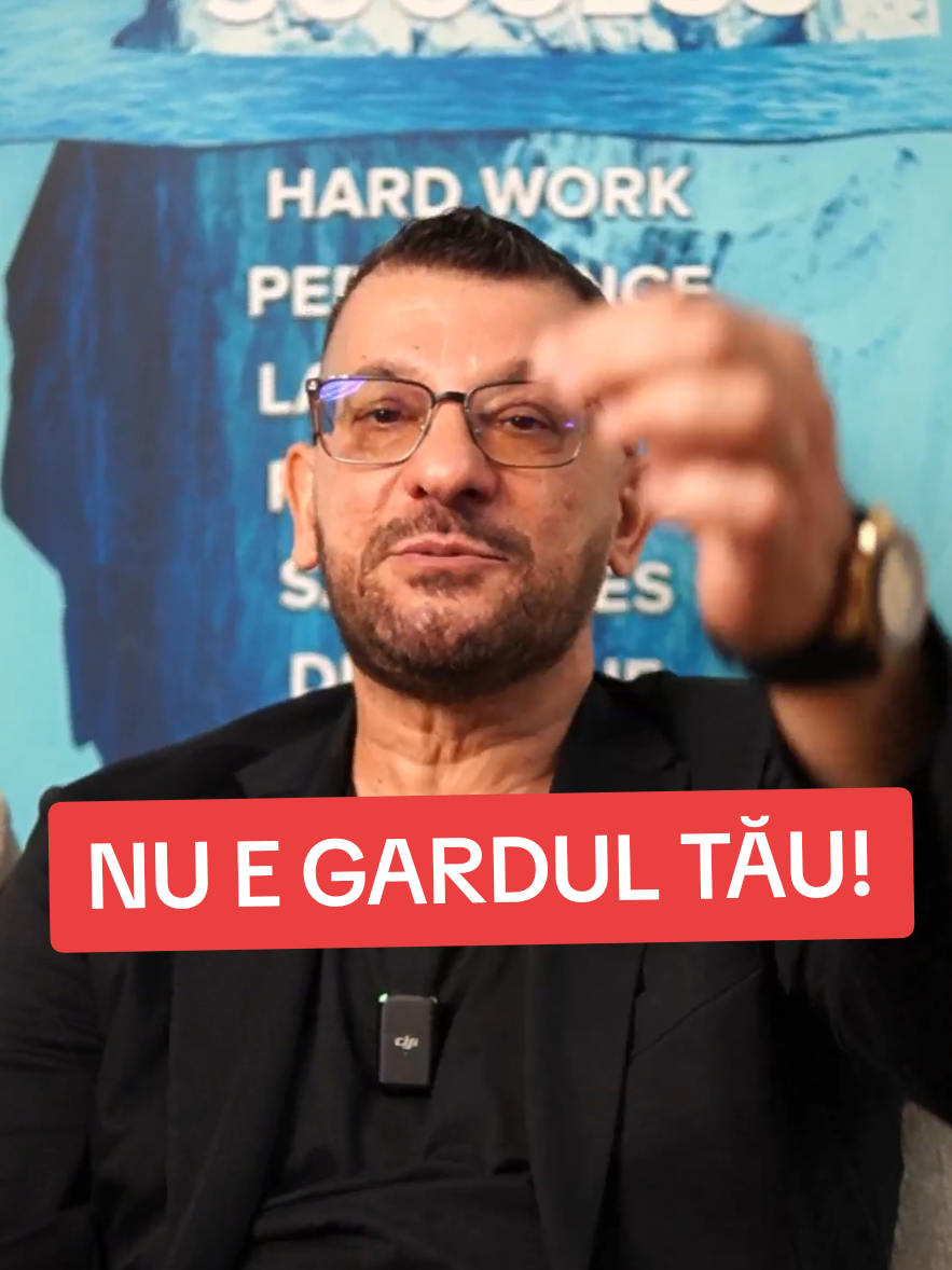 @Giulio Angheloiu