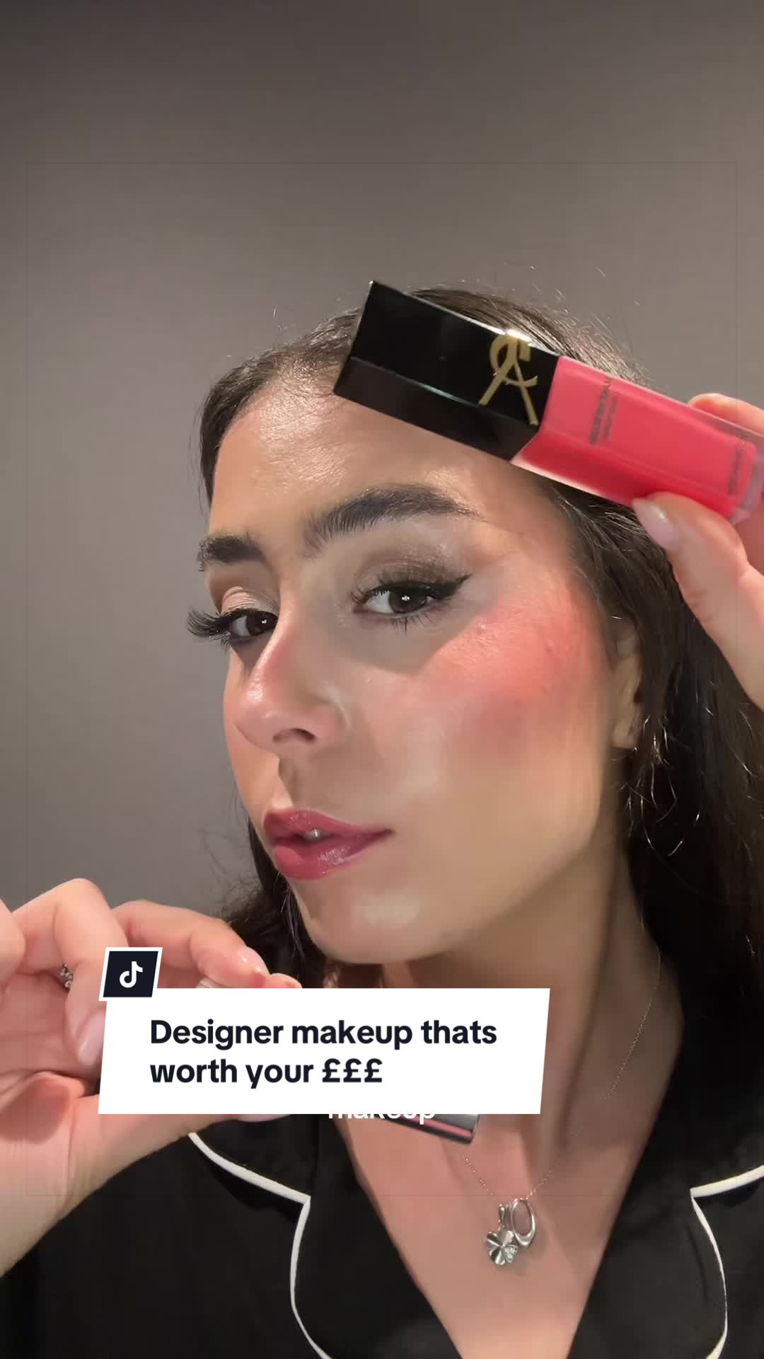 @Adelaide | Beauty and fashion