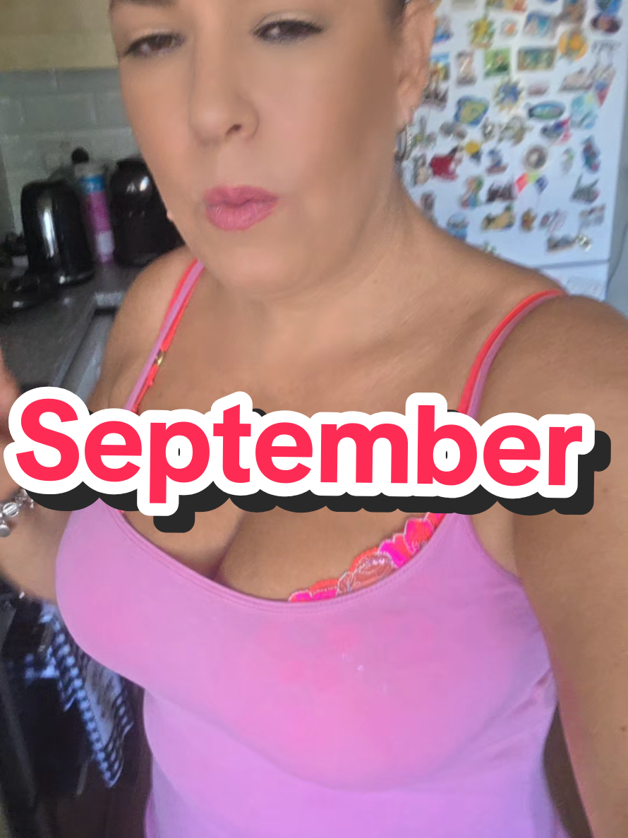 @maisielew09