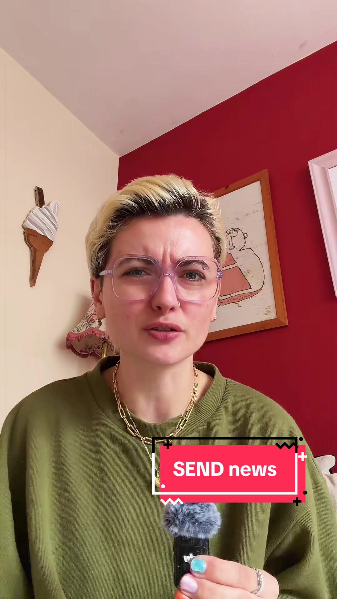 @Ella | Author & Creator