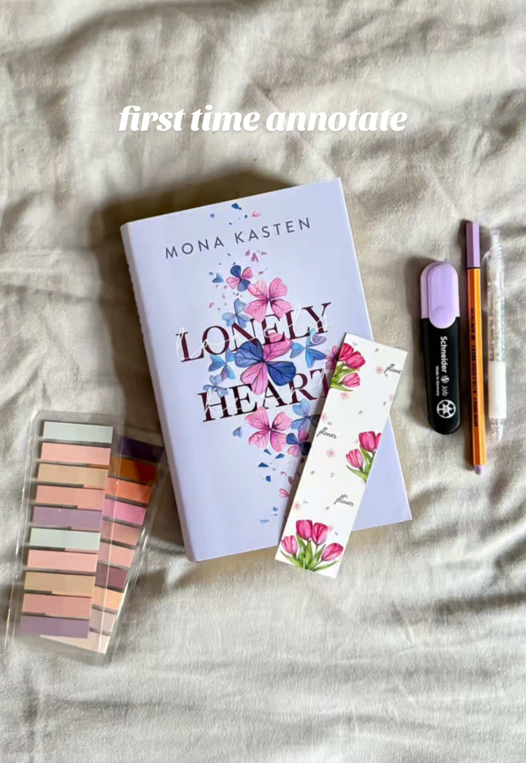 @bookishlauri <3