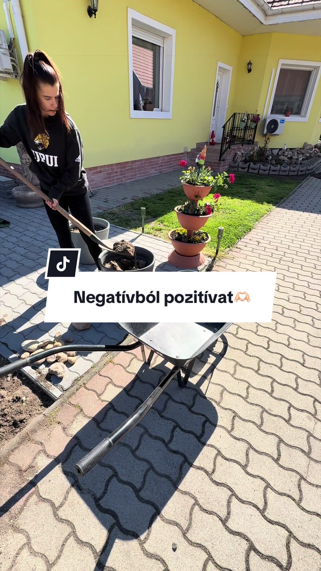 @Viczián Viktória