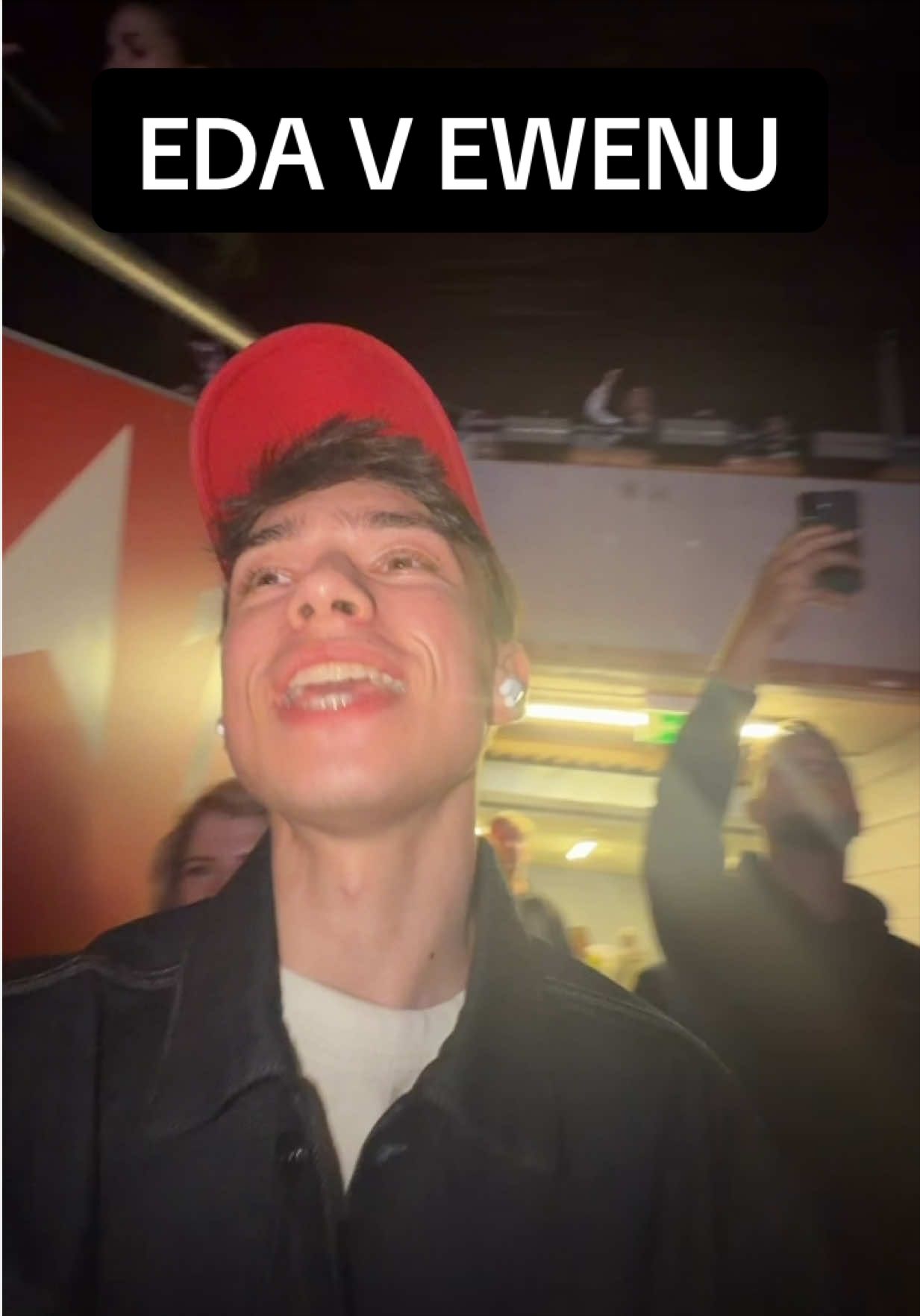 @Tade&aacute;&scaron;