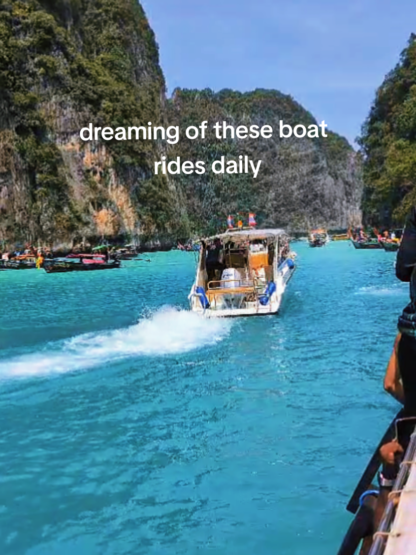 @Yas | Travel With Me