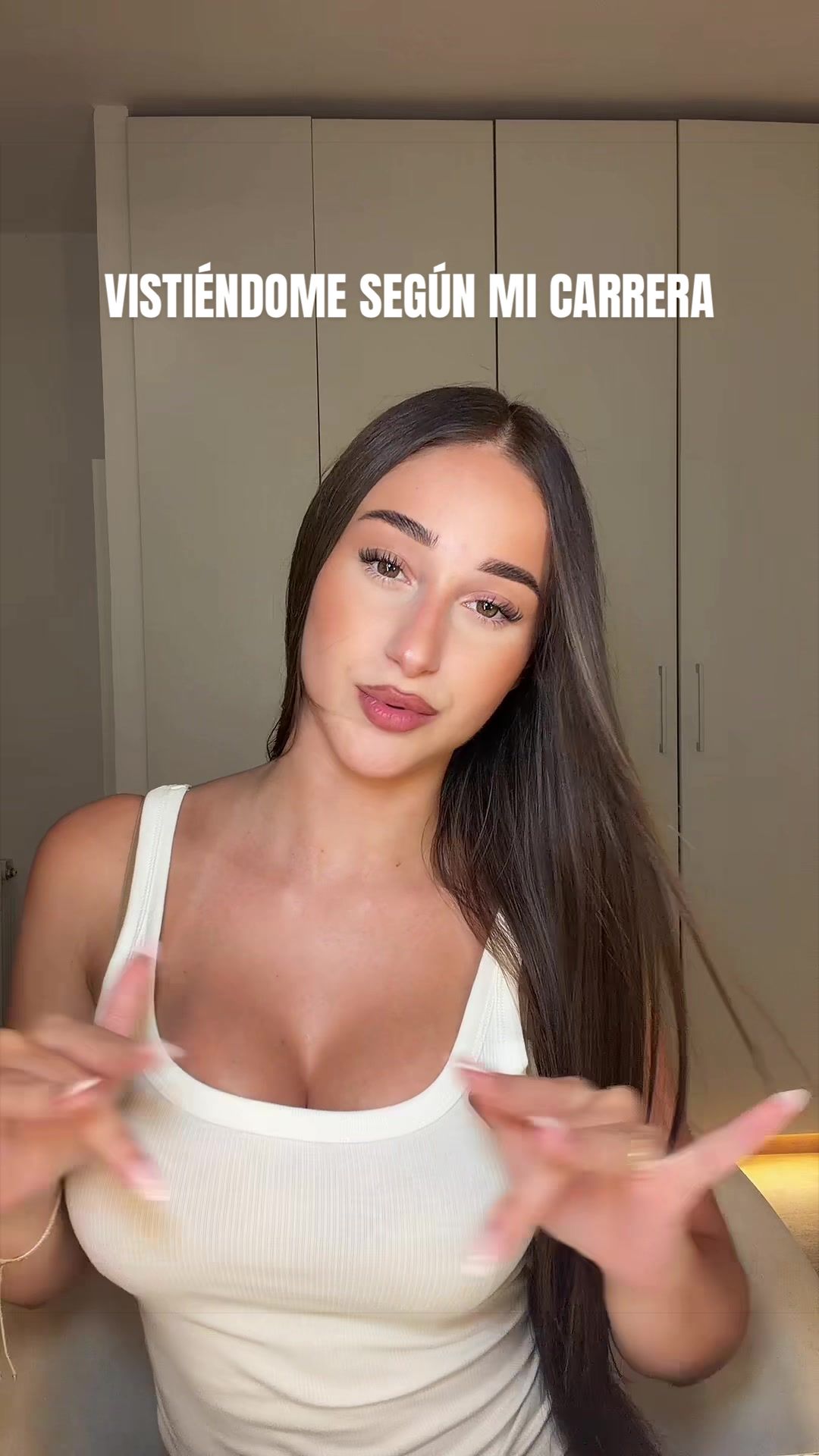 @helenaanguloo