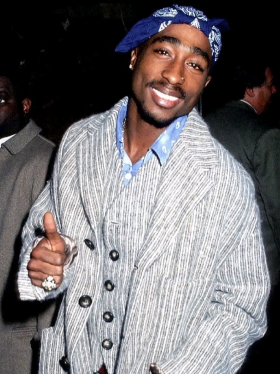@FAN PAGE 2PAC A SHAKUR 👑🕊❤️