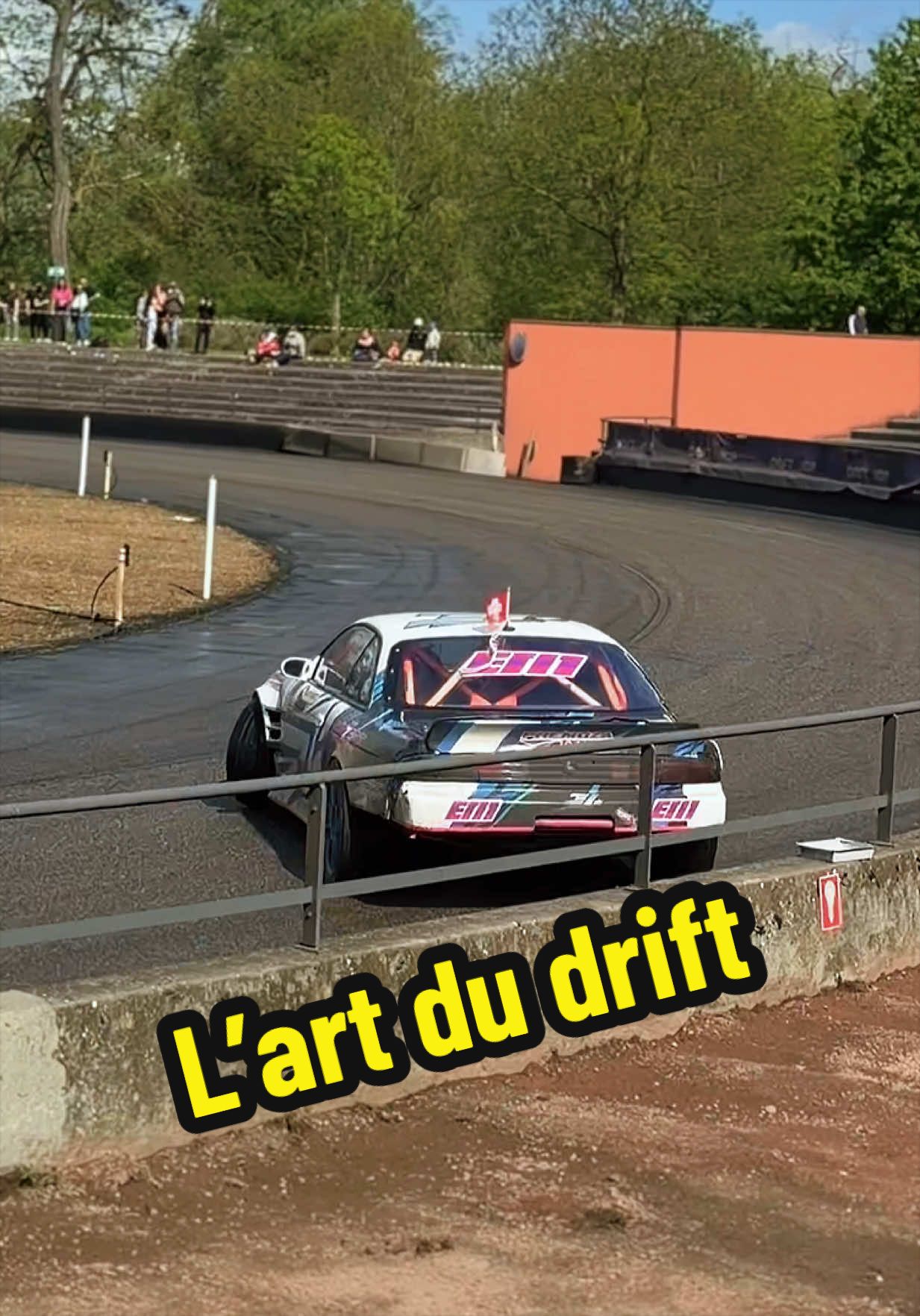 @MNST