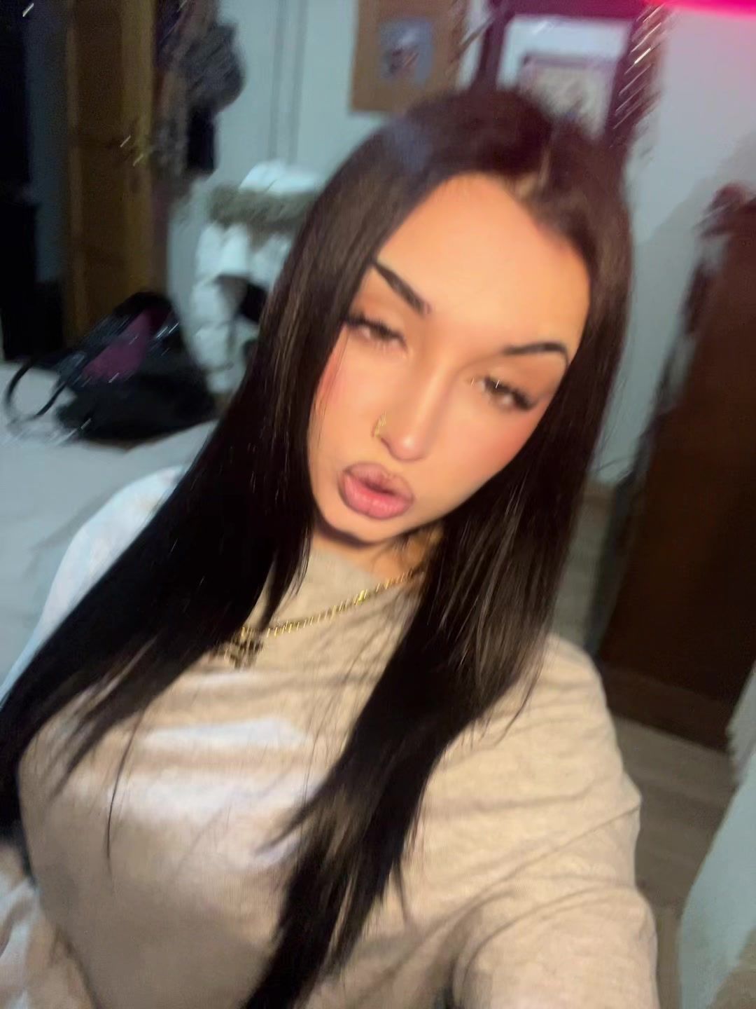 @<3