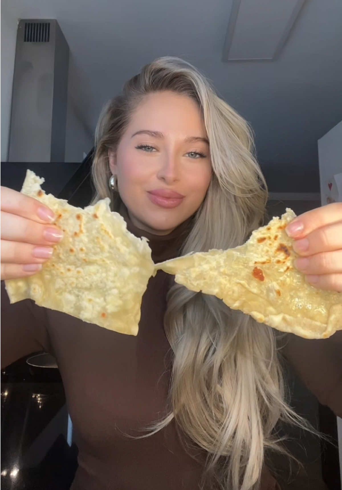 @linaselicious