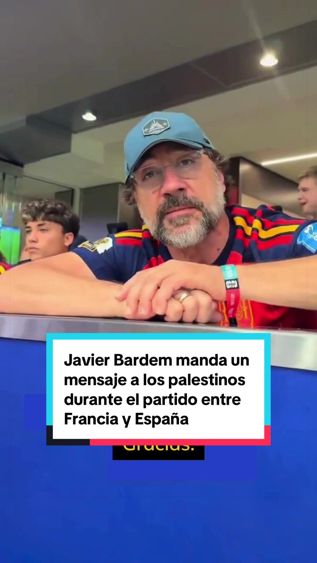 @El País