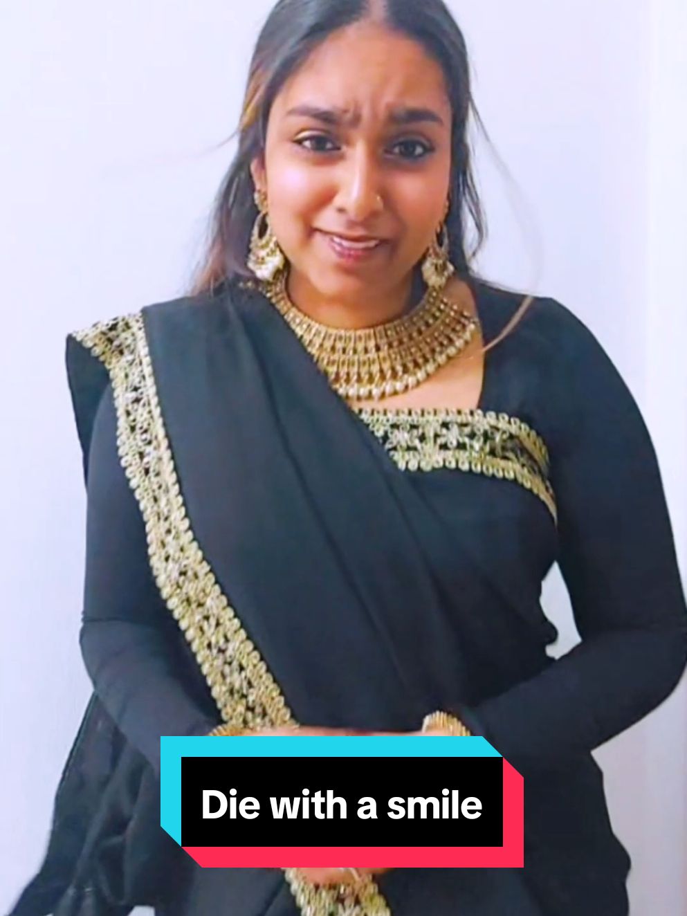 @WhoAmISarah