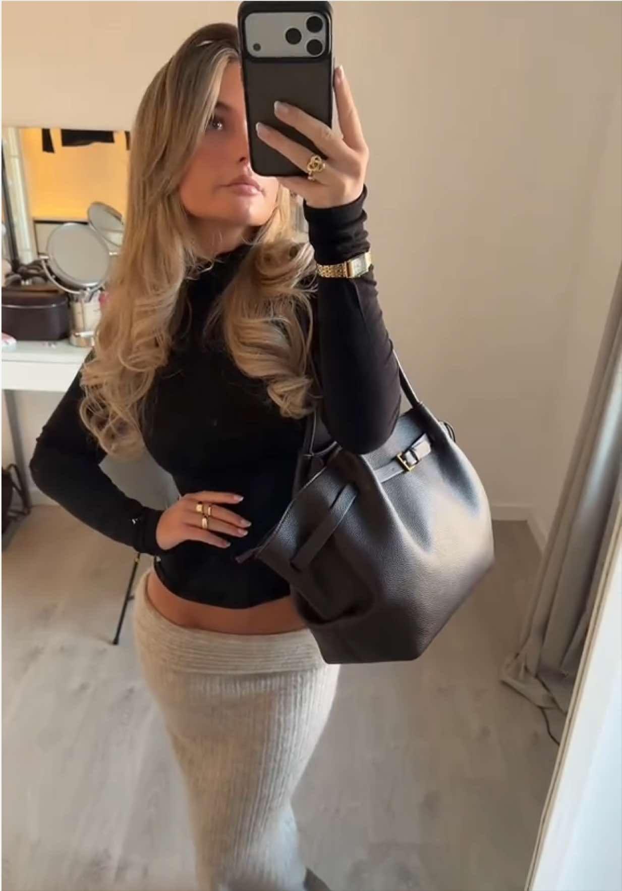 @Fanny Angel&ouml;f