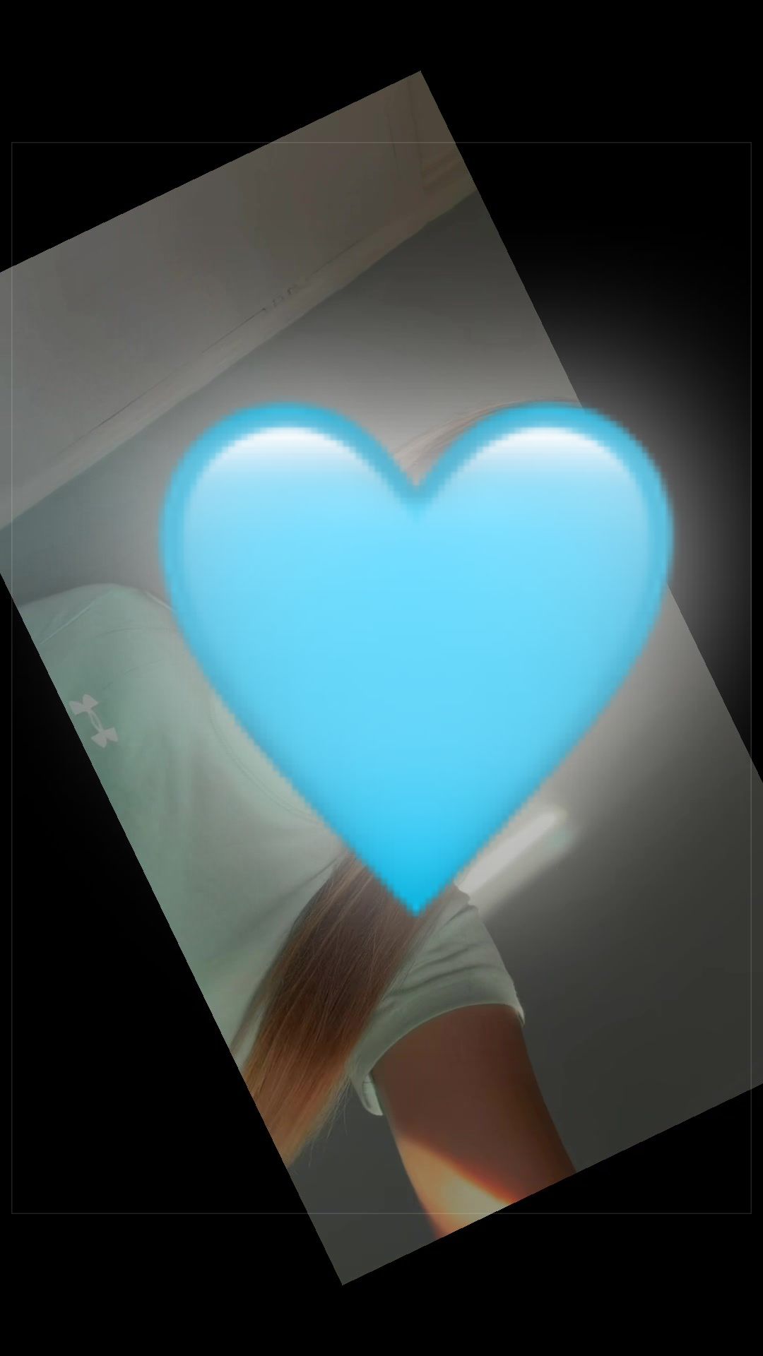 @๐๐๐ข๐ญ๐ฅ๐ฒ๐ง๐ง ๐ซถ๐ผ♥๏ธ
