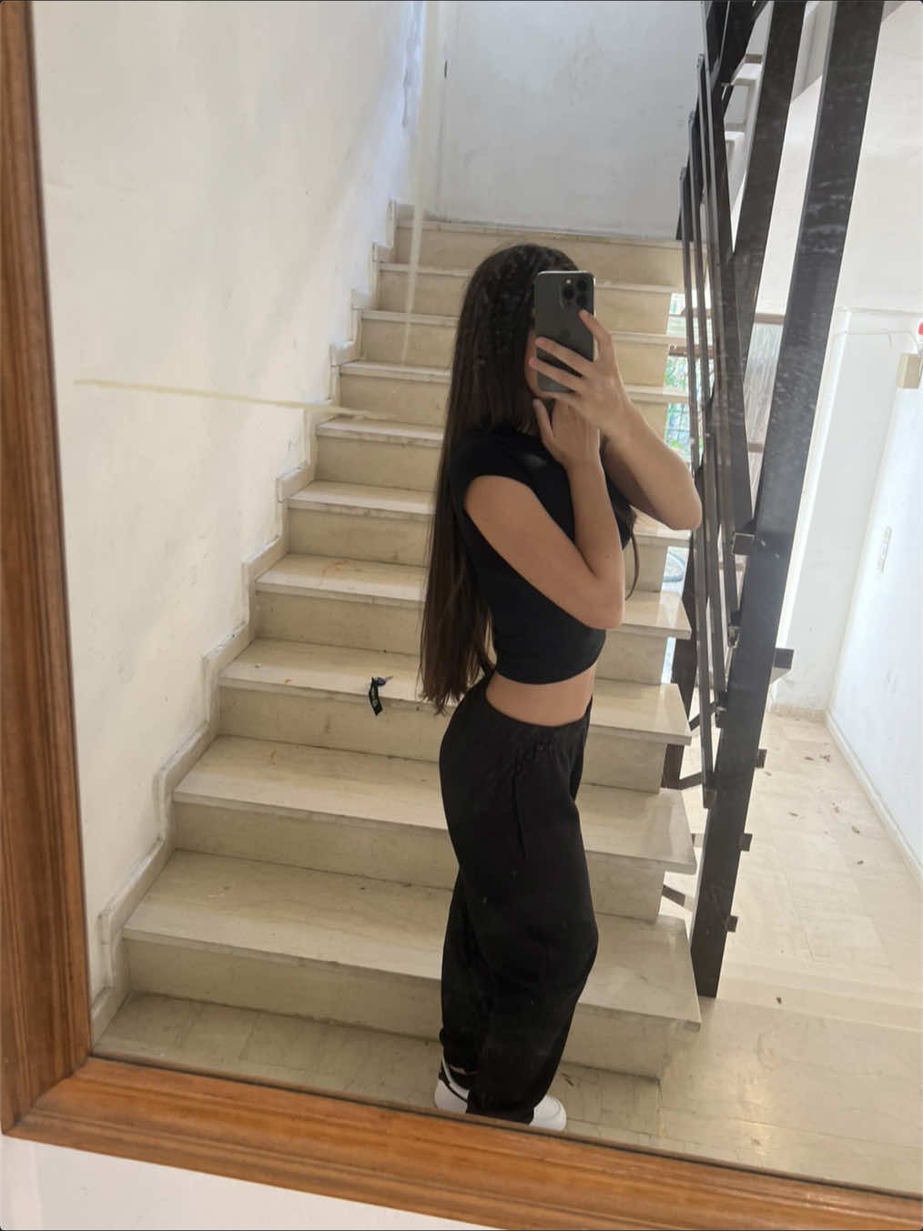 @Ami