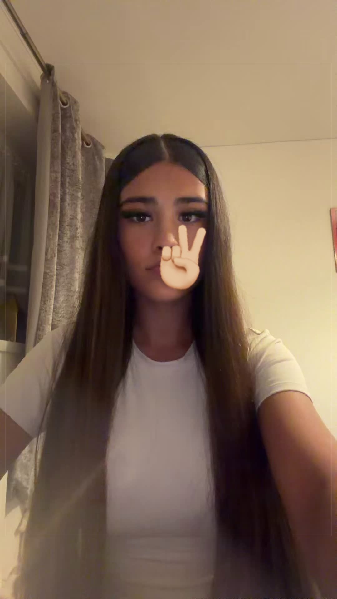 @🎀💋🦄💘😛✌🏼👸🐐.