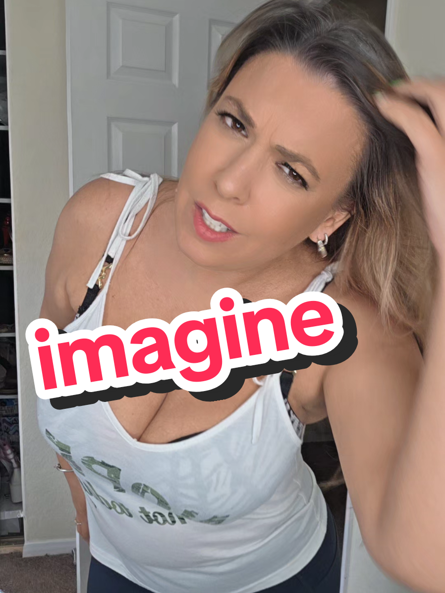 @maisielew09