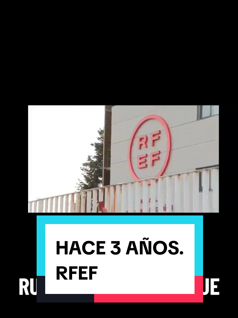 @Roja,atea y Feminista 💜