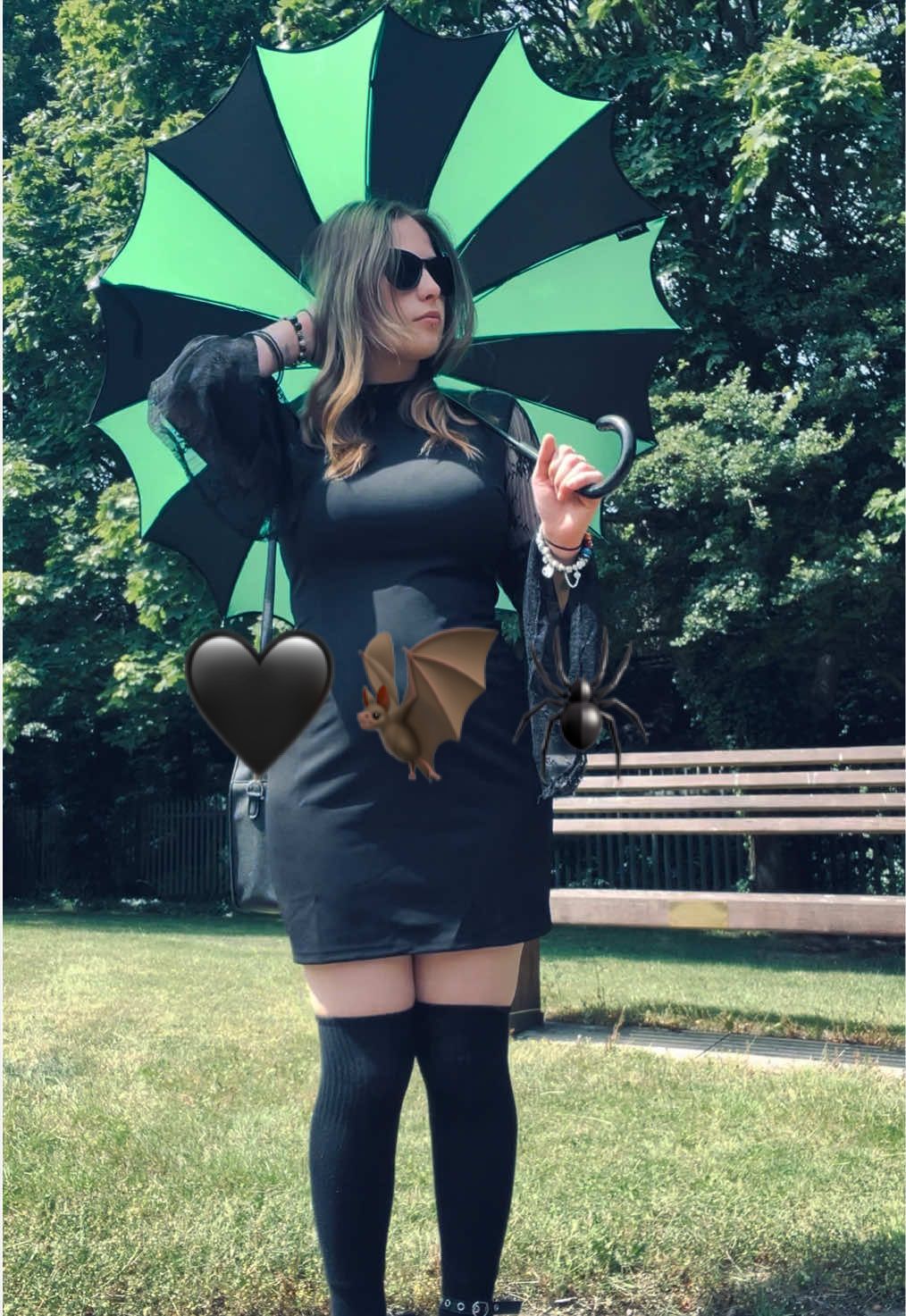 @Jessica🦇🖤