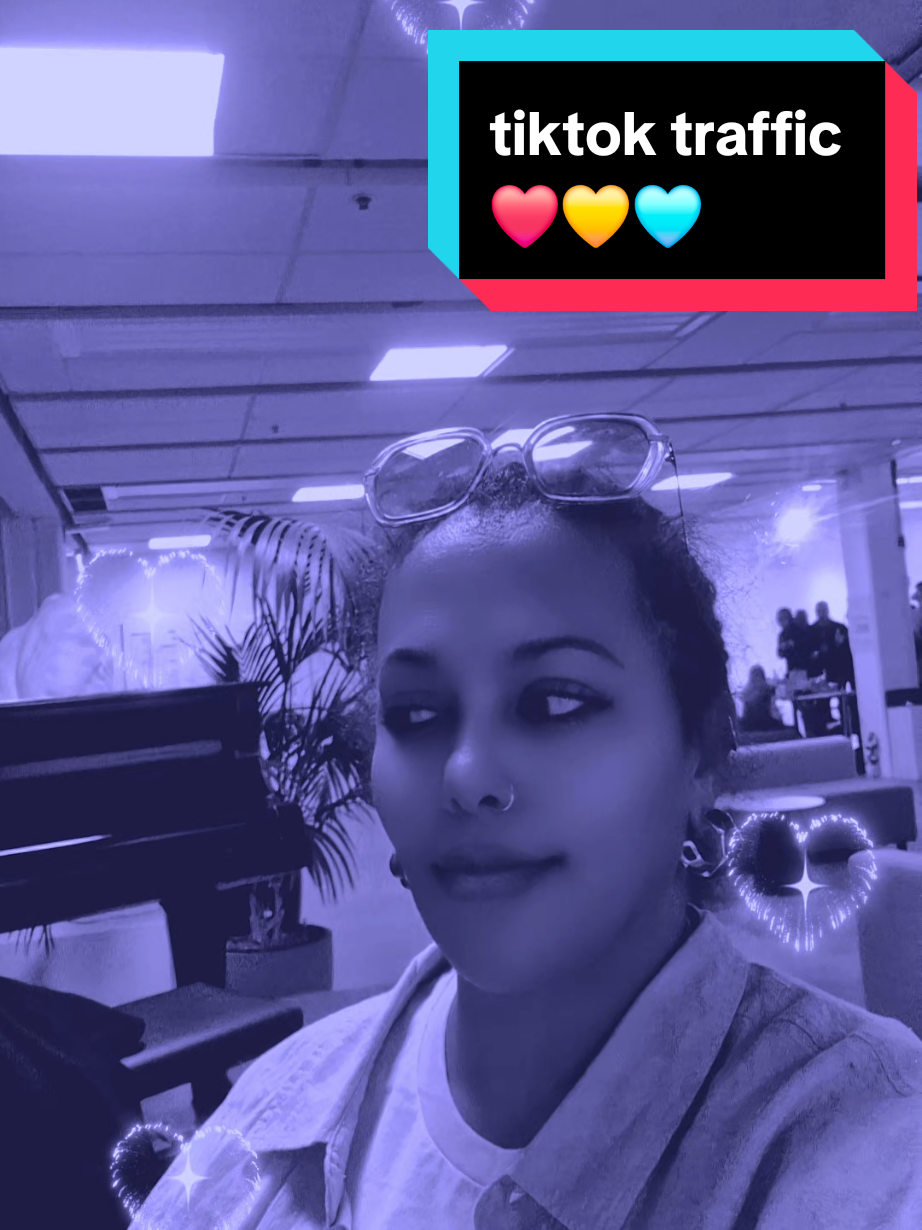 @QueenLiya