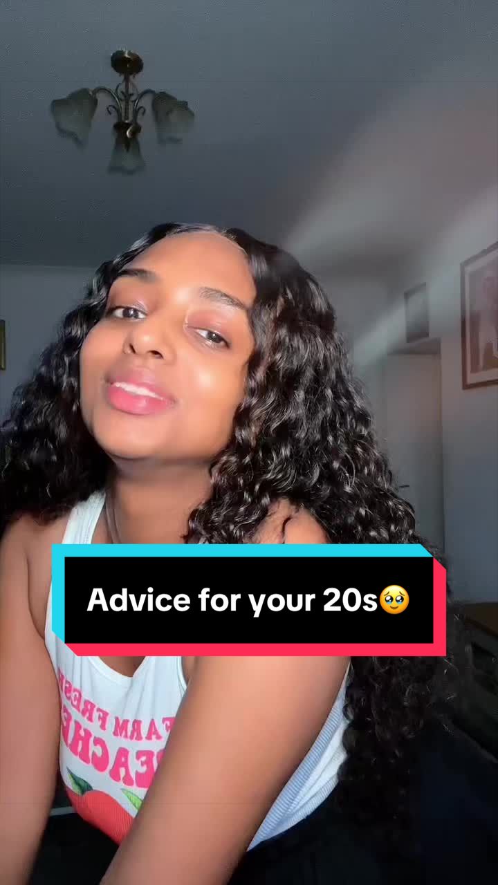 @HeyHels