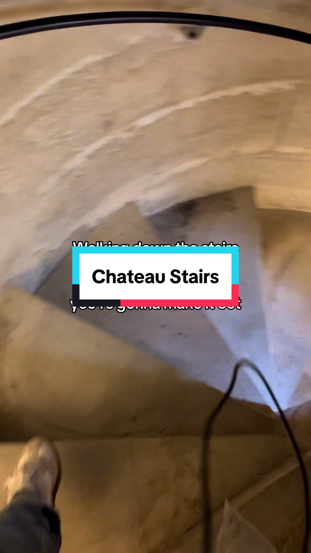 @Celina, à côté de Paris 🇫🇷
