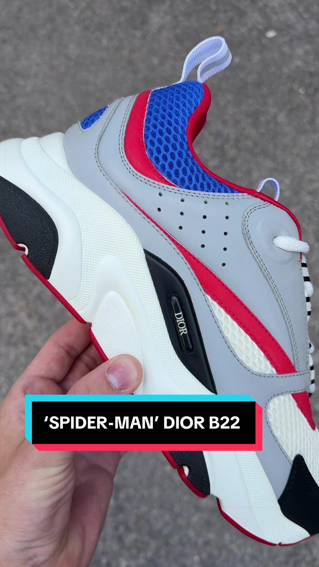 @lovedkicks