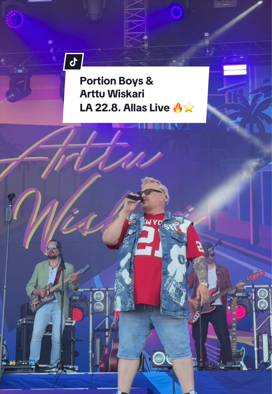 @Warner Music Live