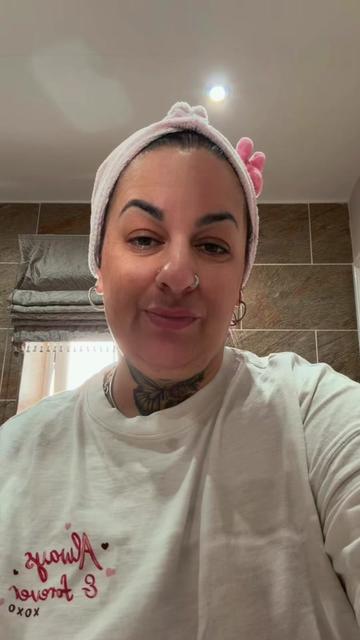 @glowwithdaniela🇵🇹🇬🇧