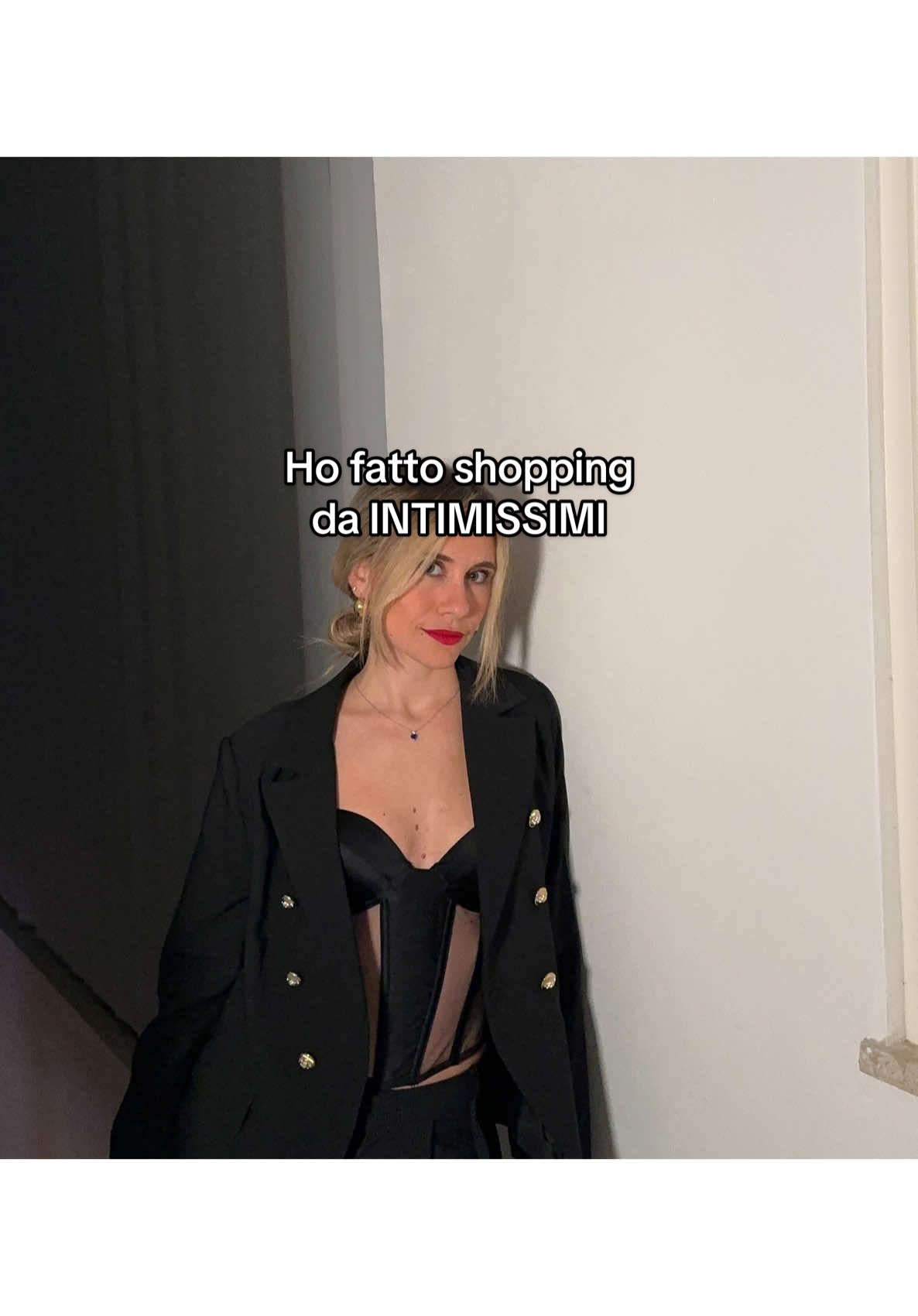 @helenamichelotti