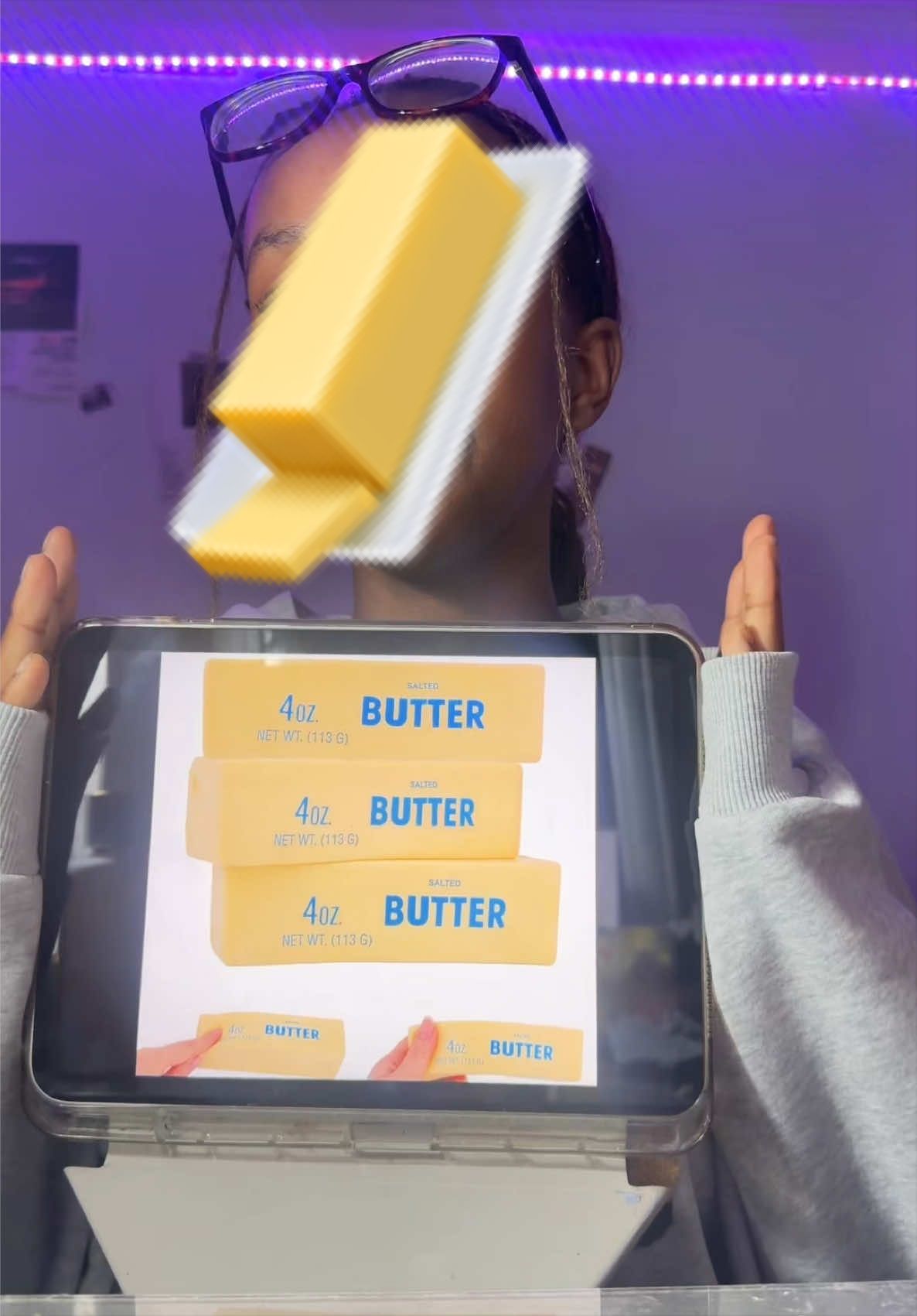 @🧖🏾&zwj;♀️