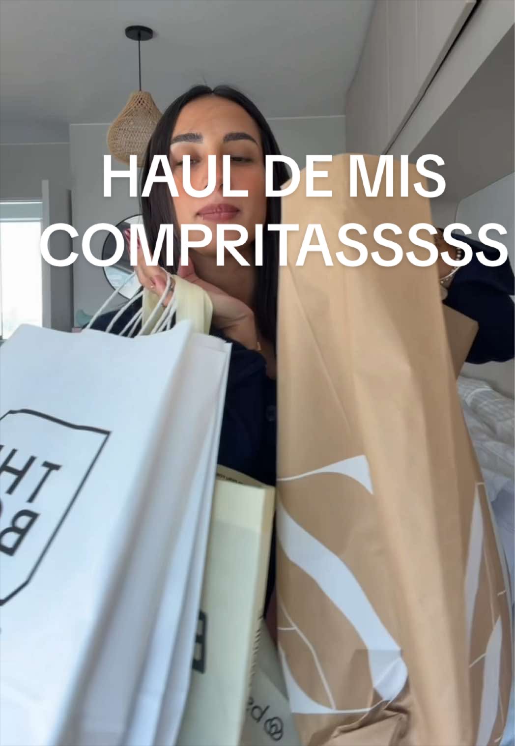@VALERY REVELLO