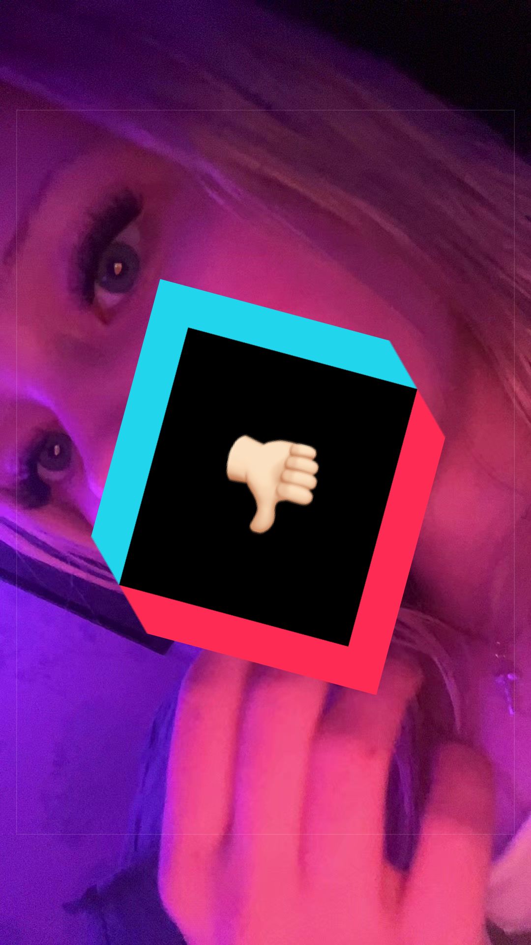 @Möönä🫰🏻