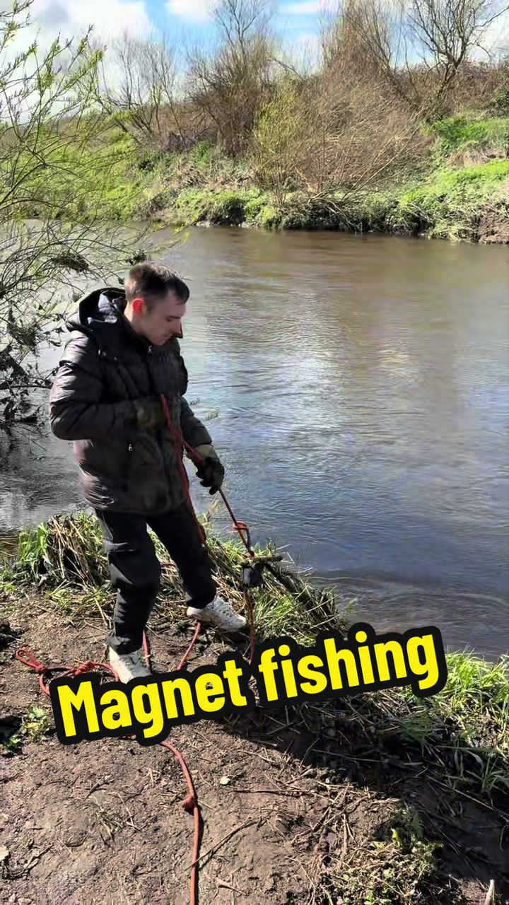 @Magnet fishing Edinburgh