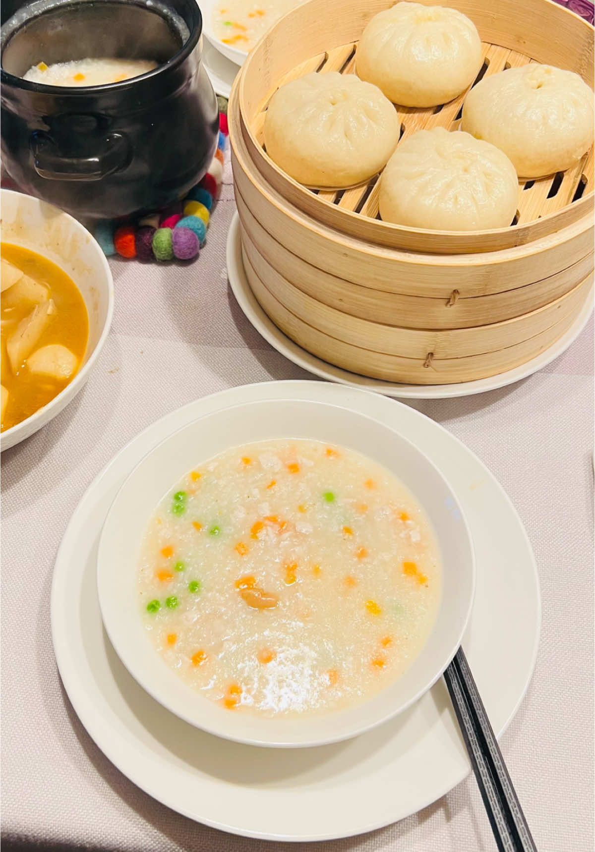@CHINESE FOOD/BREAD