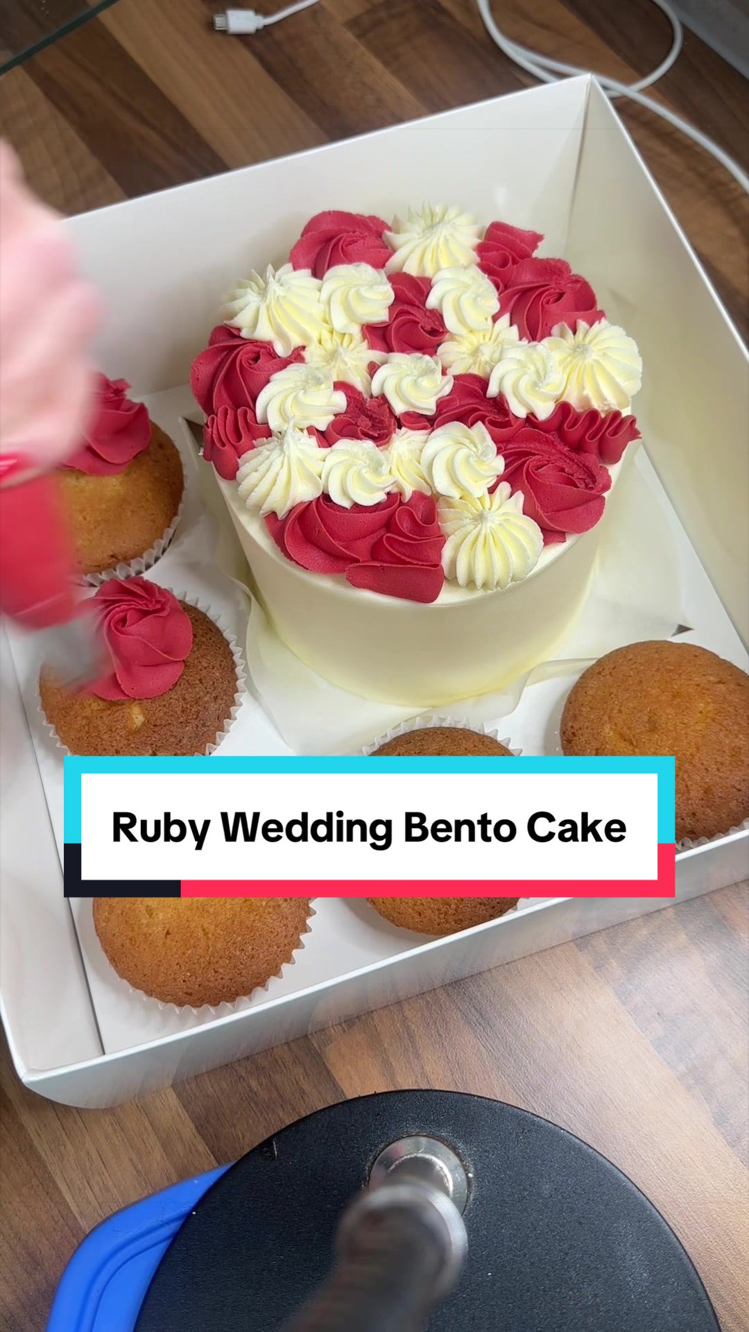 @Debbie 🏴 Cake