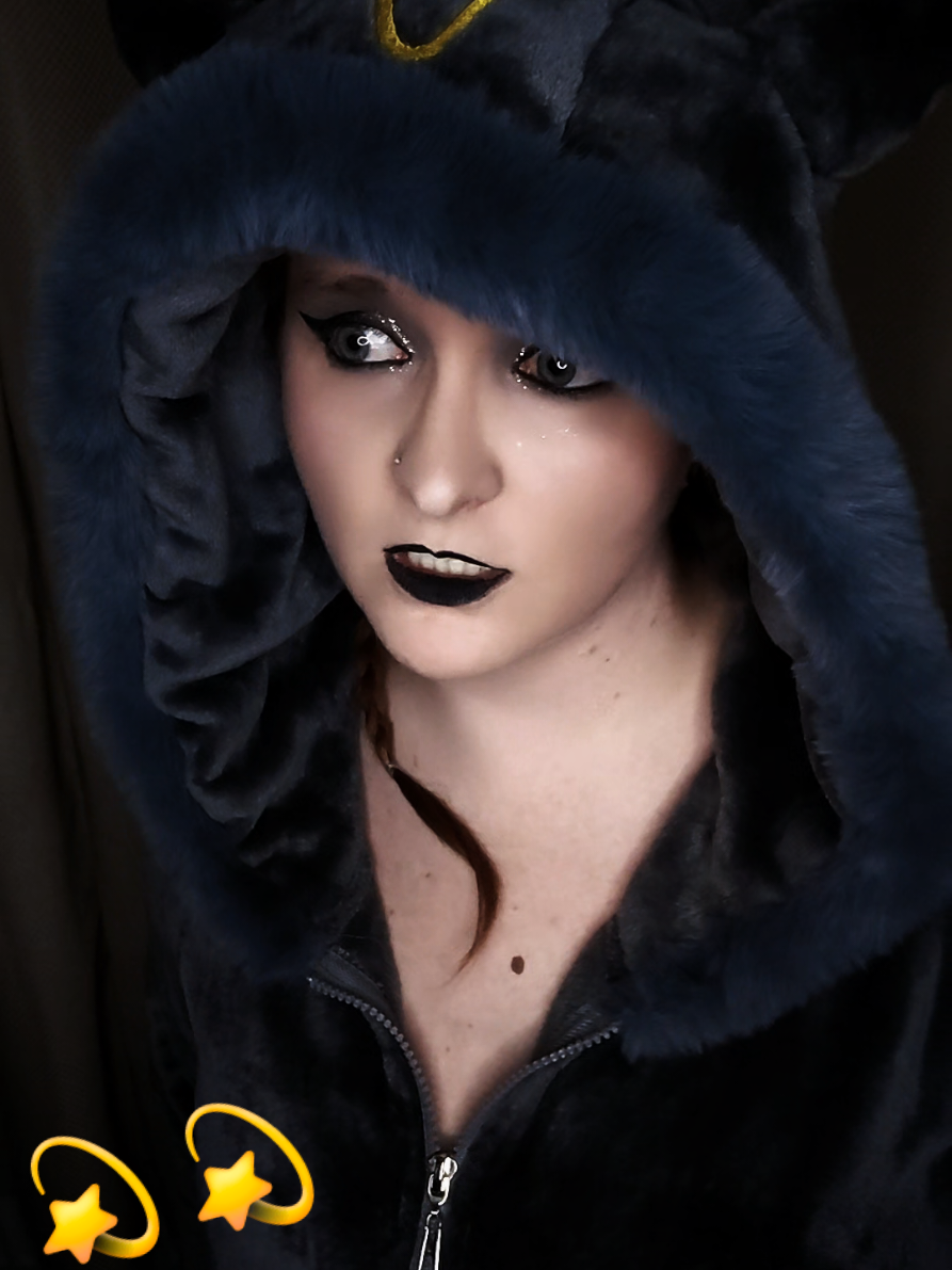 @cazzy_cos