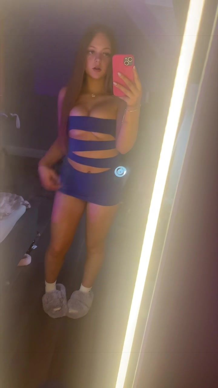 @ella_ward83