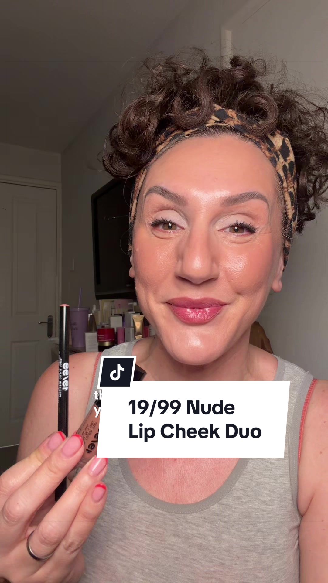 @Makeup by Katy A