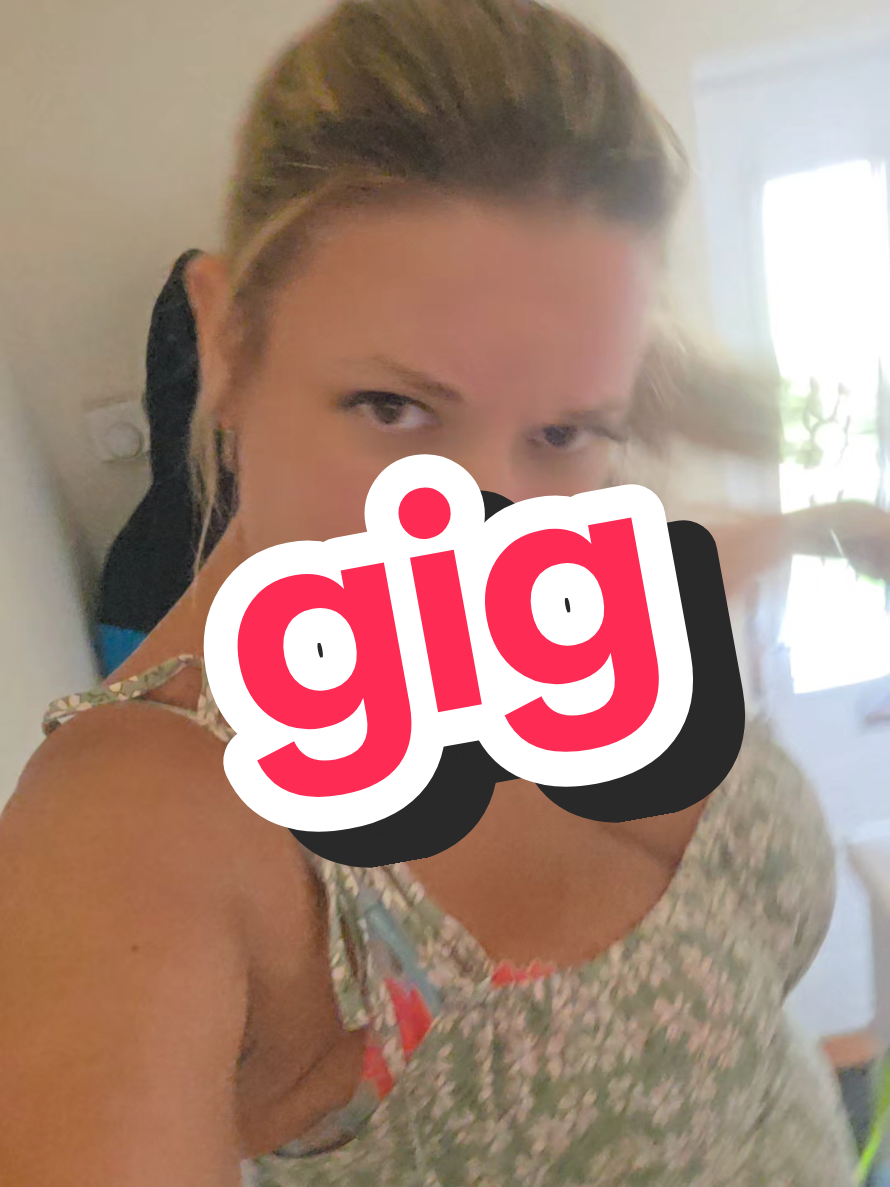 @maisielew09