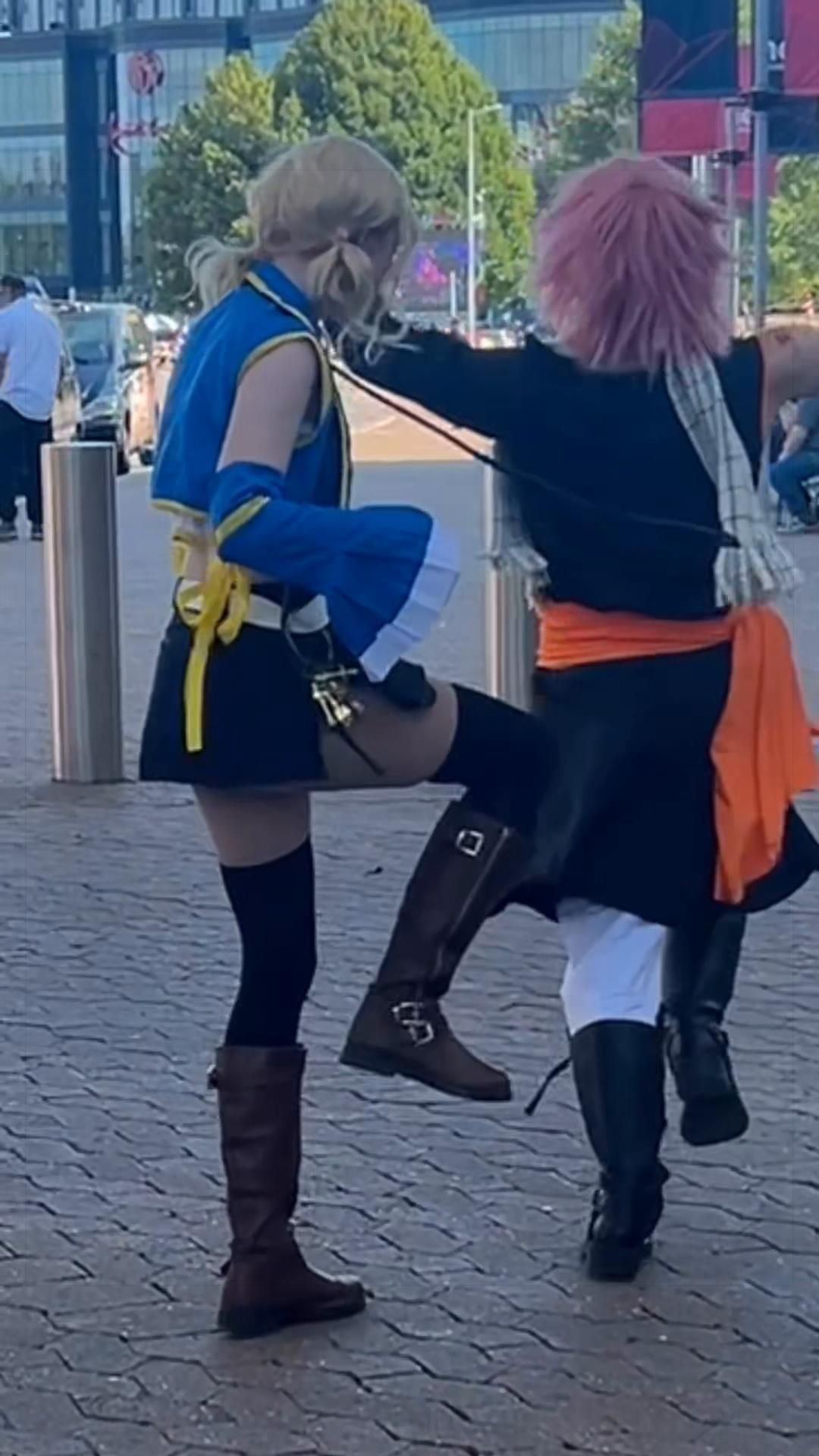 @bizzlebycos
