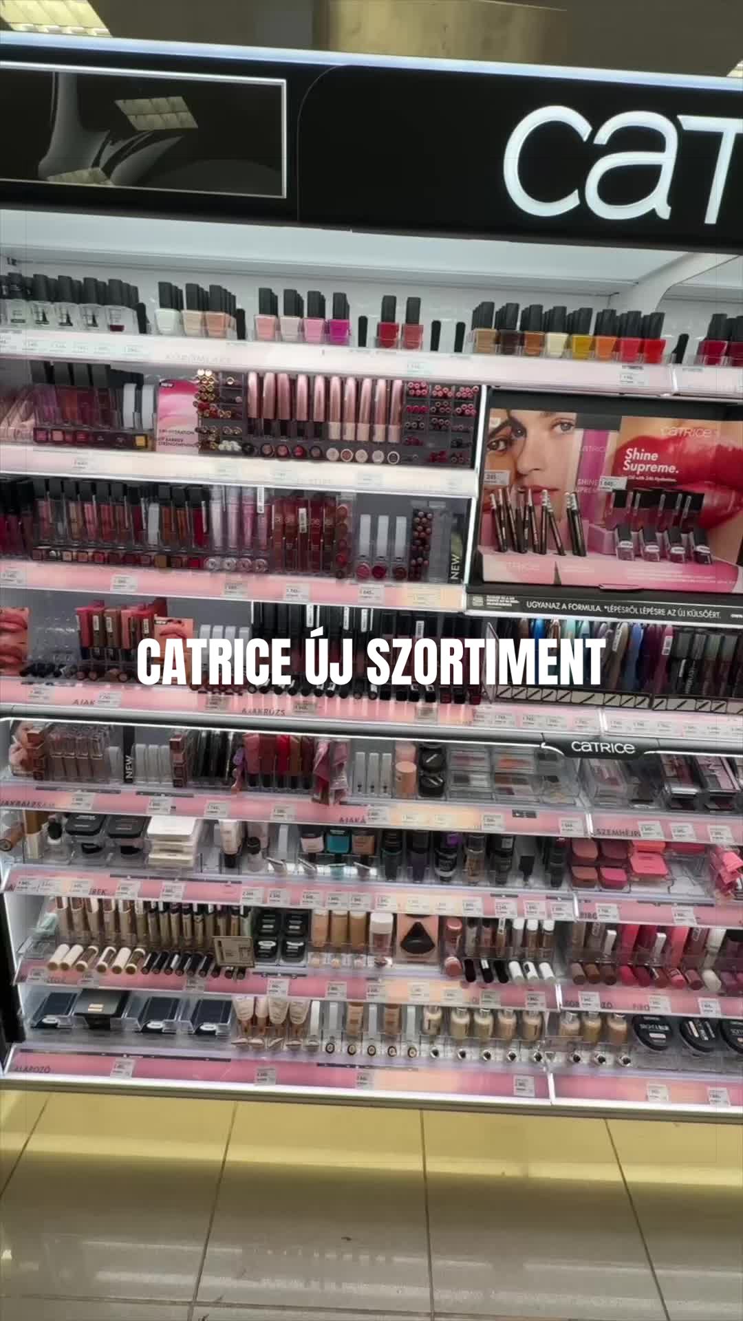 @F&uuml;zi Vikt&oacute;ria Makeup