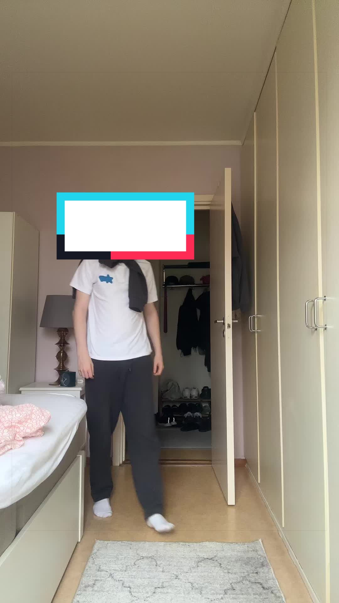 @Balkano08