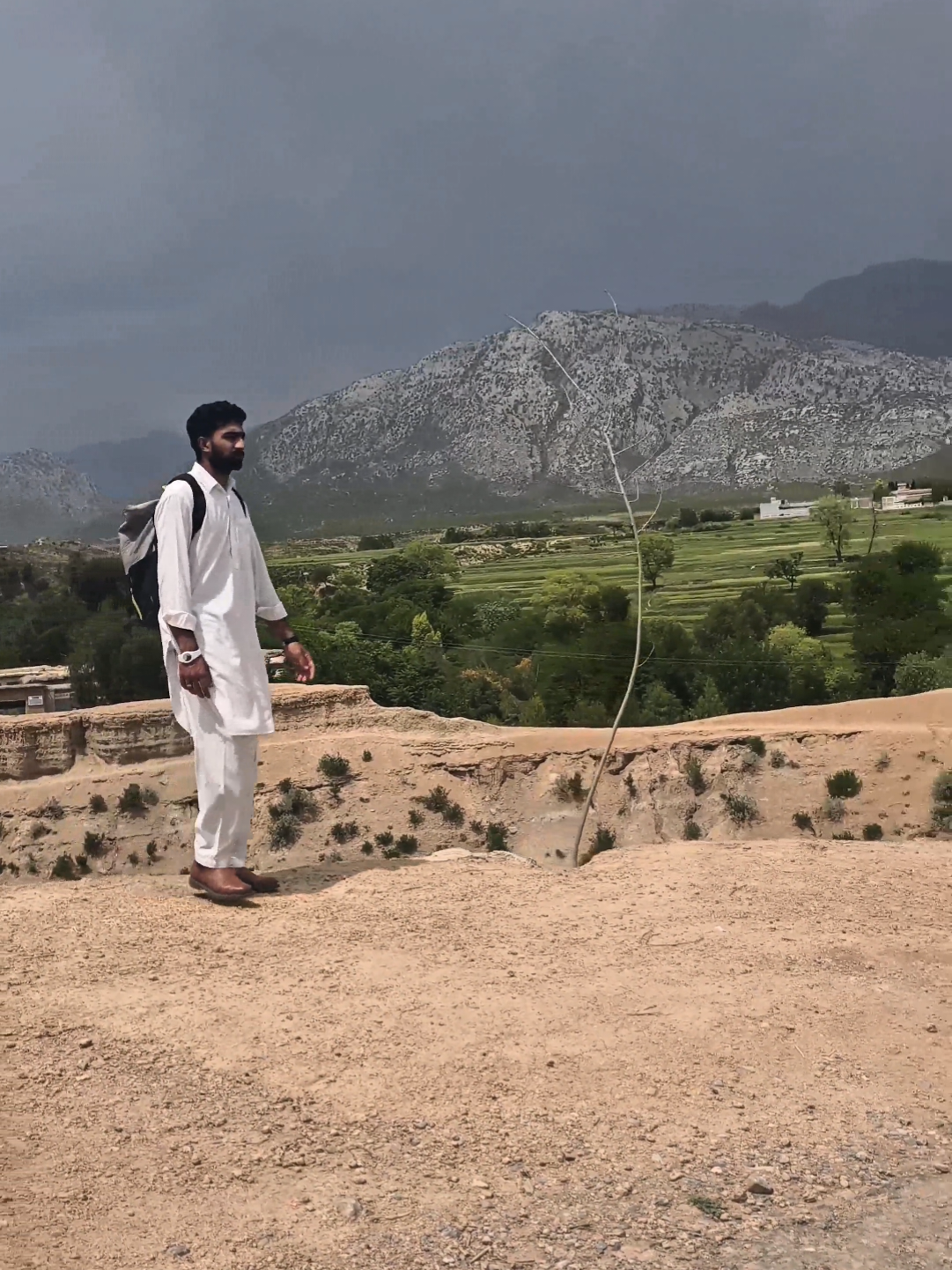 @AM MOHEED 🏔️