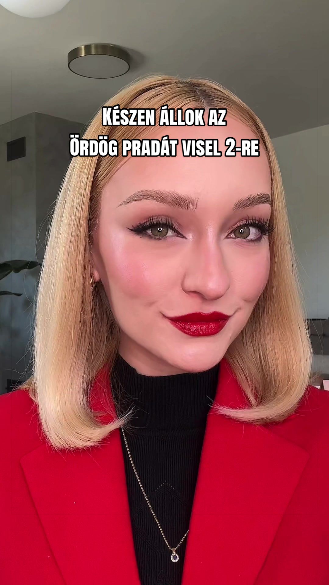 @Timi Szab&oacute; | sminkes✨