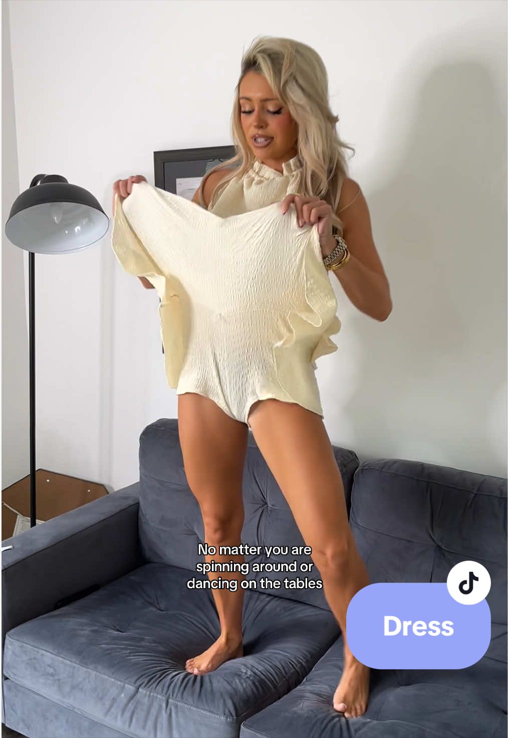 @shopwithlaursellis