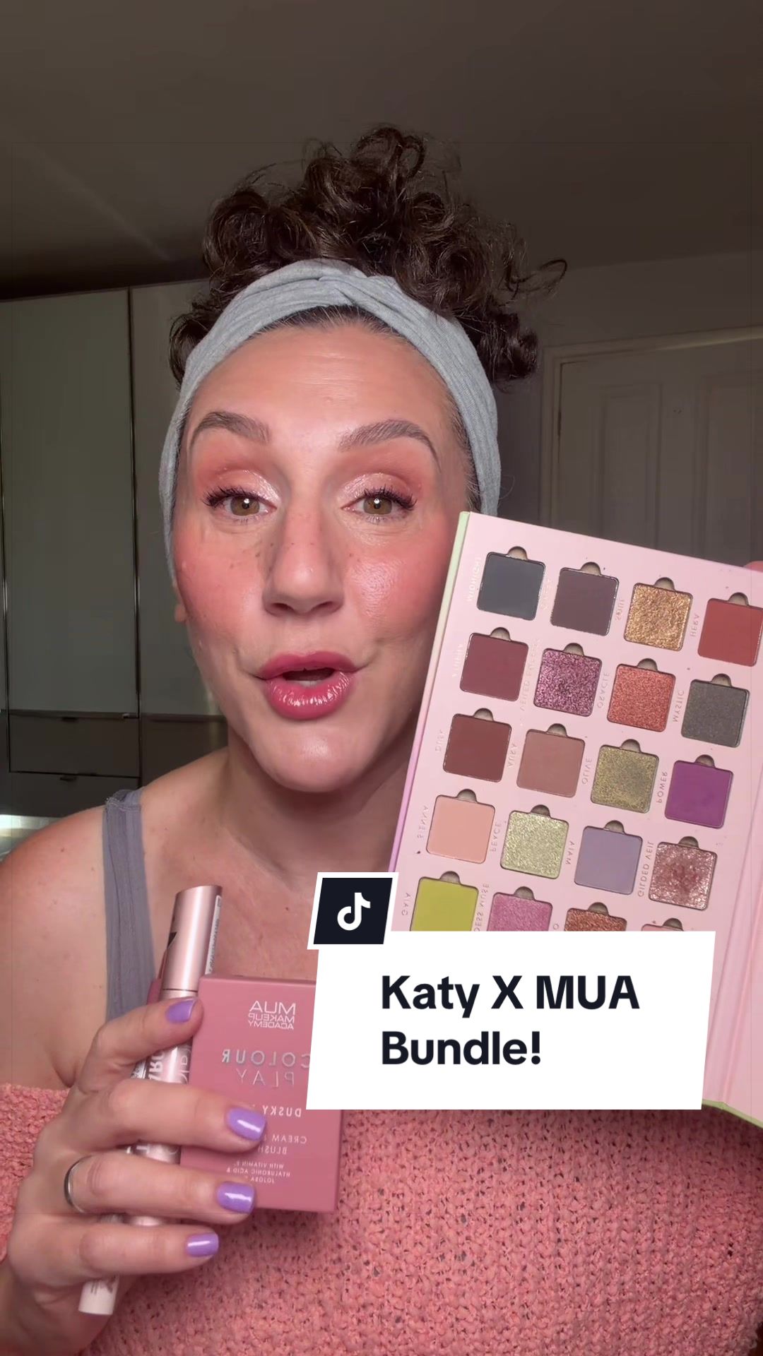 @Makeup by Katy A