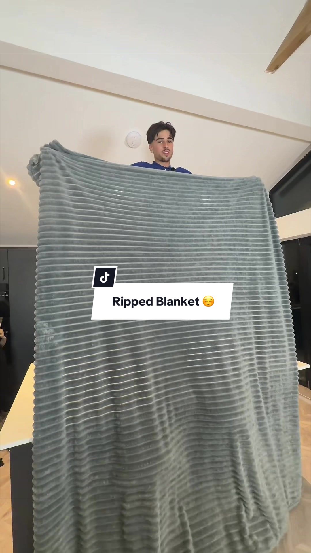 @skitmorefinds