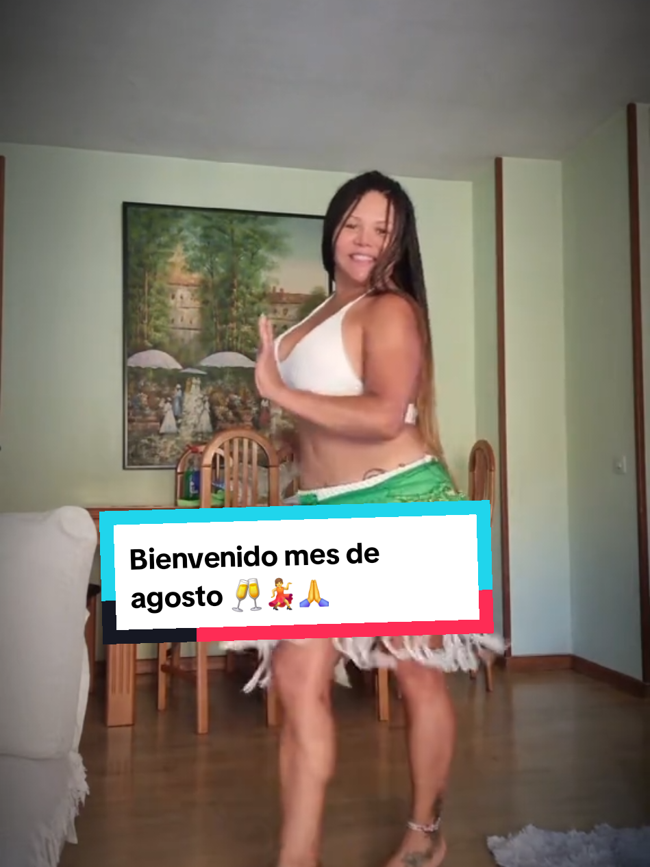 @LAVIDAESBELLA 🥂💃