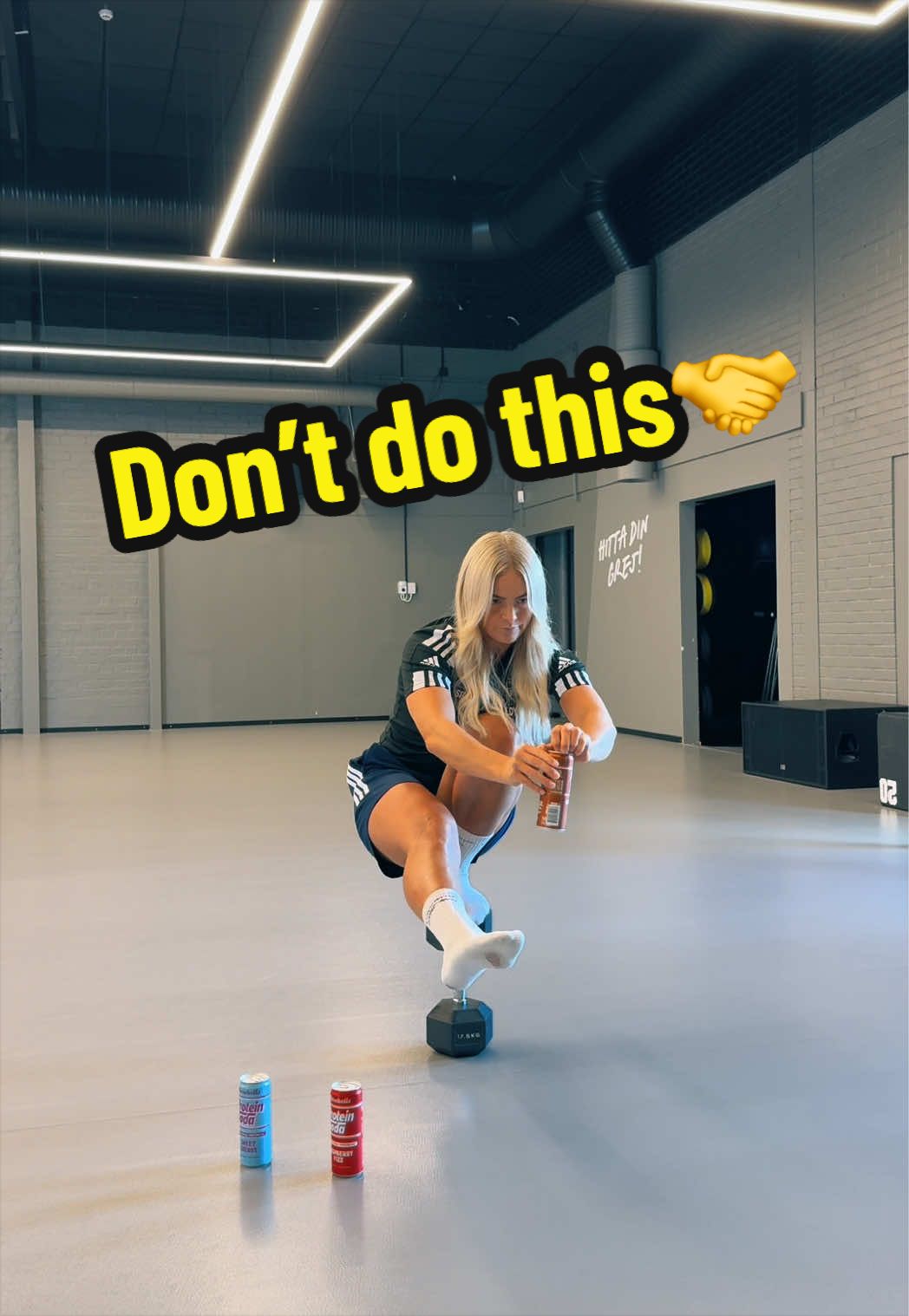 @Lydia Vaggelyr