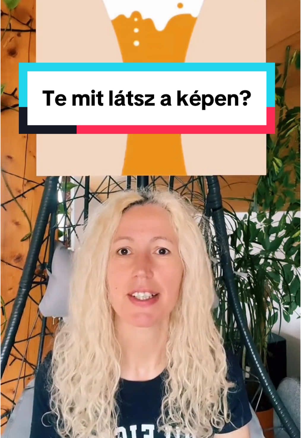 @Zsuzsa Szab&oacute;